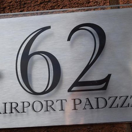 Airport Padzzz Apartment Wythenshawe Exterior photo