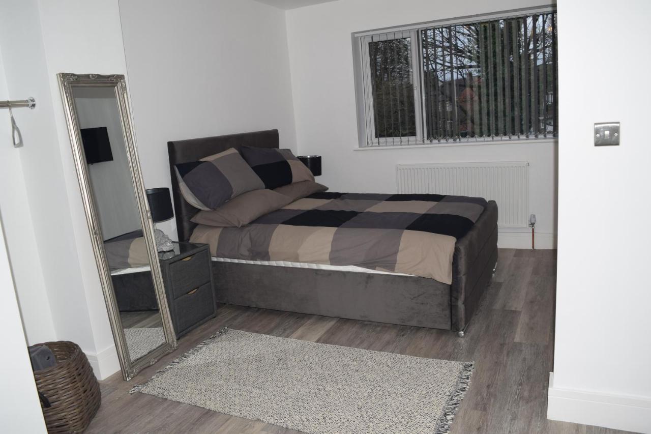 Airport Padzzz Apartment Wythenshawe Exterior photo
